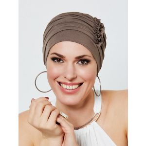 Turban van Gisela Mayer met ruffeltjes