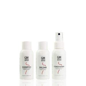 Travelset van Gisela Mayer voor synthetische haarwerken of-stukken