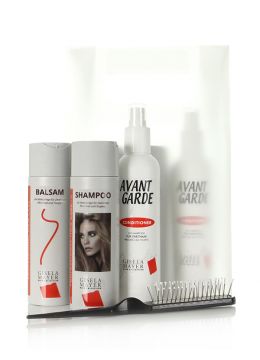 De verzorgingsset voor synthetisch haar van Gisela Mayer
