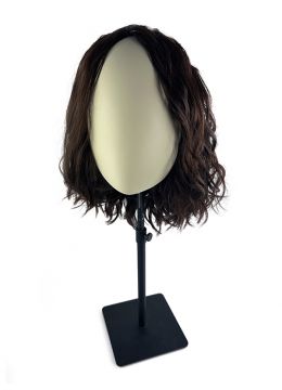 Haarstuk met krullen van Gisela Mayer voor onder een turban of mutsje